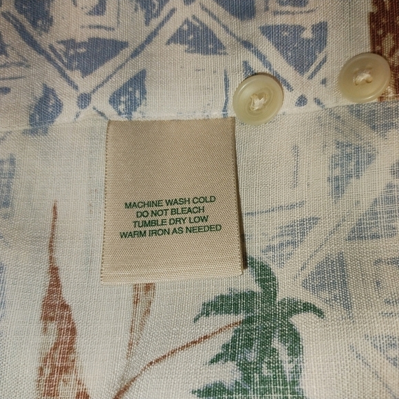 St John's Bay Hawaiian shirt silk Blend beach motif cream background Size: 2XLT - Picture 9 of 9